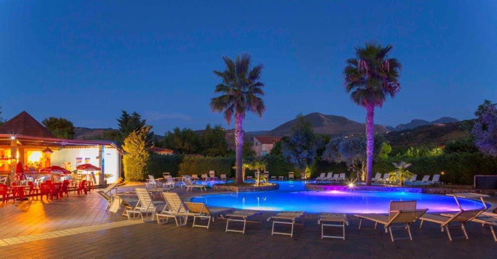 Villaggio Holiday Beach Diamante Ngoại thất bức ảnh